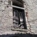 Fenêtre en ruine